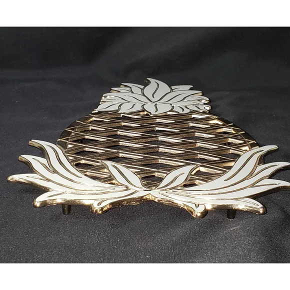 Vtg Japan WM A Rogers Pineapple Trivet Hot Plate Holder Wall Hanger Brass White - Picture 5 of 6